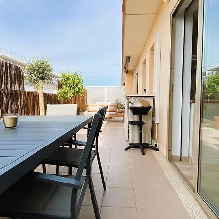 T2 Bricka La Terrasse De La Plage, Moderne, Equipe, Lumineux Apartment อองทีบส์ ภายนอก รูปภาพ