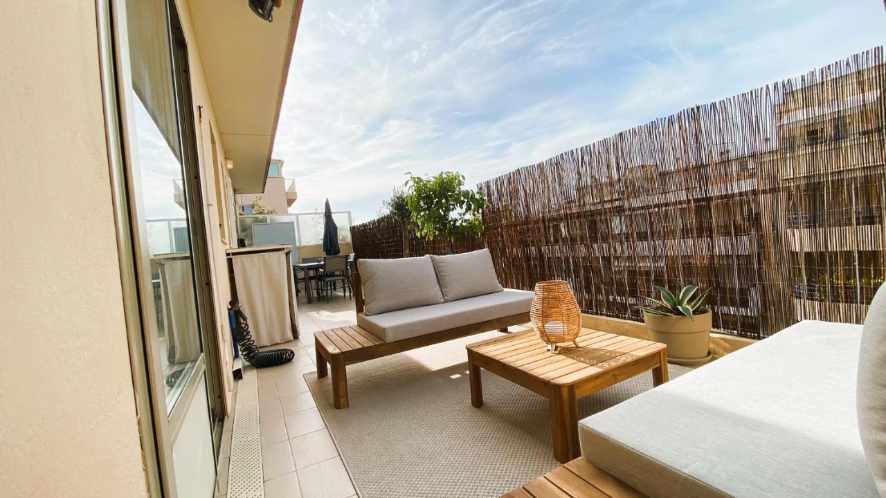 T2 Bricka La Terrasse De La Plage, Moderne, Equipe, Lumineux Apartment อองทีบส์ ภายนอก รูปภาพ