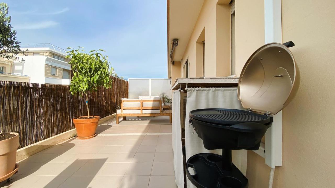 T2 Bricka La Terrasse De La Plage, Moderne, Equipe, Lumineux Apartment อองทีบส์ ภายนอก รูปภาพ